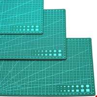 Tấm Lót Cắt Giấy Kuelox Loại Dẻo Cutting Mats A3 30x45cm - K12123