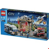 Đột Nhập Bảo Tàng - LEGO 60008