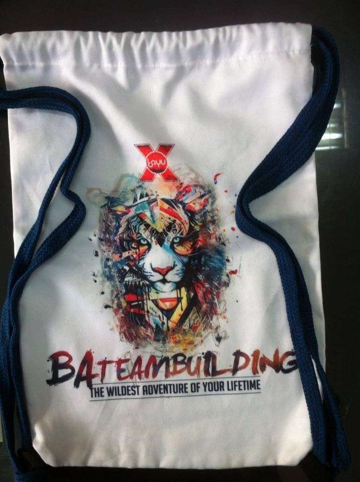 Balo dây rút Cô gái tô son môi
